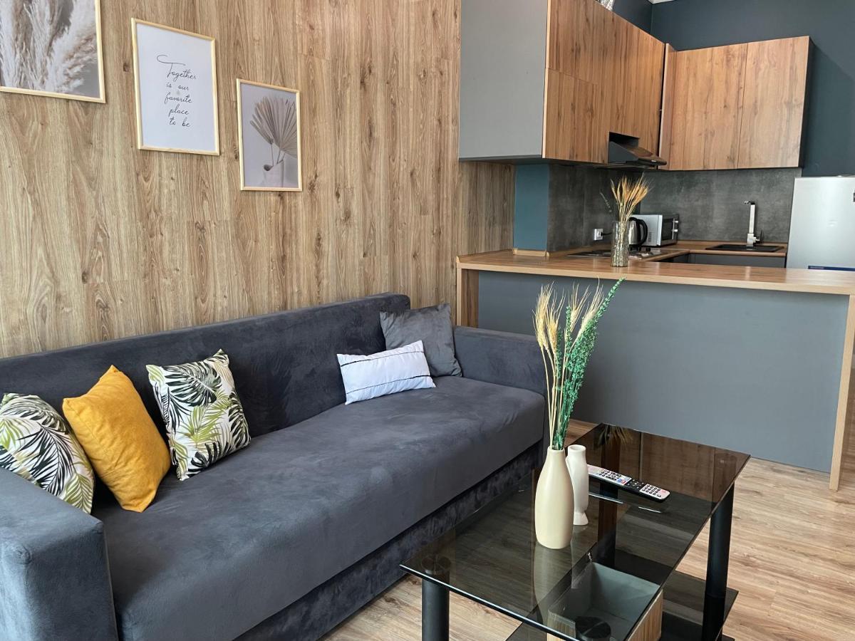 Whitehome In Park Avenue Exclusive Астана Екстериор снимка